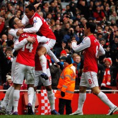 Walcott: Emirates Seperti Benteng bagi Arsenal