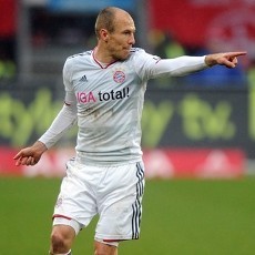 Robben Belum Akan Teken Kontrak Baru