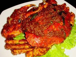 Kepiting Kam-Heong Mak Nyuss dari Seroeni