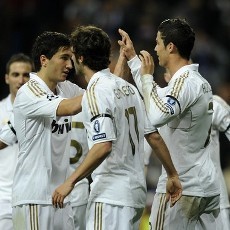 Bayern Belum Setara Madrid