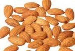 Menunda Rasa Lapar Paling Manjur dengan Kacang Almond