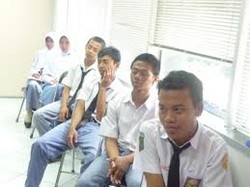  Sengketa Lahan, Ratusan Siswa SMA 17 Yogya Belajar di Trotoar