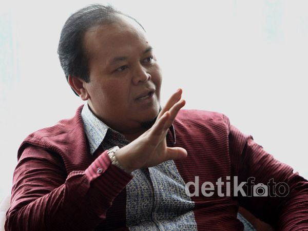 Hidayat Akan Penuhi Jakarta dengan Pohon Buah Hidayat Akan Penuhi Jakarta dengan Pohon Buah