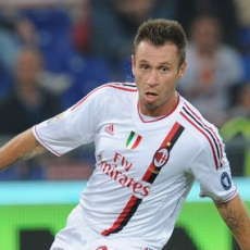 Jika Dimainkan, Cassano Bisa Terbang ke Lapangan
