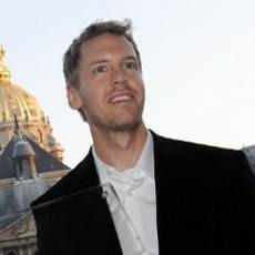 Vettel Yakin Bakal Pertahankan Gelarnya