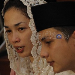 Ussy Sulistyawati Hamil 8 Minggu