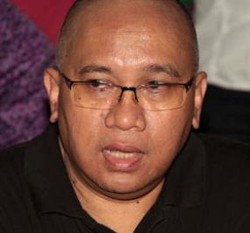 Bikin Buku Biografi Ade Namnung, Ramon Tak Libatkan Pihak Keluarga