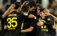 Dengan kemenangan ini, Barca masih di posisi kedua klasemen sementara La Liga dengan 75 poin dari 31 laga. Getty Images/Denis Doyle.