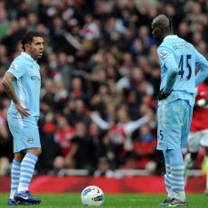 Kalah dari Arsenal, City Kian Tertinggal dari MU