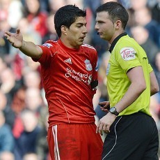 Dalglish Puas dengan Pemainnya, tapi Frustrasi dengan Wasit