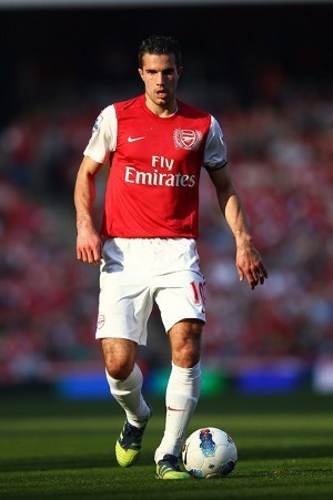 Van Persie: City Bisa Dikalahkan