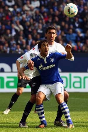 Schalke Hantam Hannover 3-0