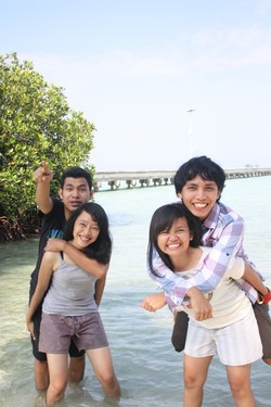 KALAHKAN TAKUT DITIDUNG