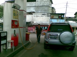 Ingin Praktis, Haramkan SPBU Jual Premium ke Mobil 2.000 CC