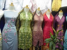 Serunya Belanja Kain di Pasar Atas Bukittinggi