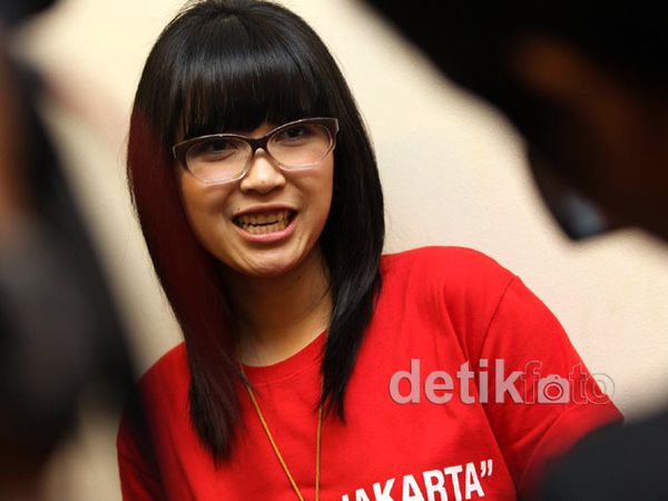 Dinda Kanya Dewi Belajar Jadi Sutradara