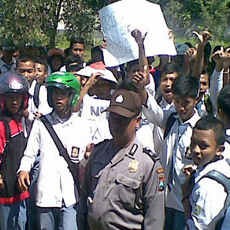 800 Siswa SMK Berunjuk Rasa Tuding Kasek Korupsi