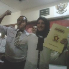 Diantar Pendukung, Rachel Maryam Daftar Balon Wagub Jabar