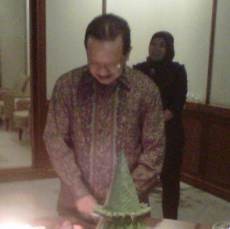 Rayakan Ultah ke-64, Foke Janji Tak Galak Lagi