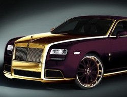 Mobil Berlapis Emas Berharga Rp 27 Miliar