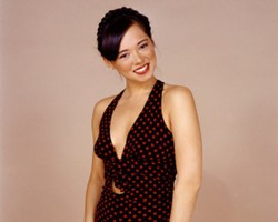 7 Tips Memilih Baju Renang untuk Si Tubuh Plus-size 