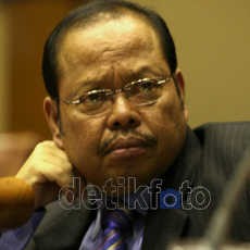 Klaim Usulan Harga BBM, Sutan: Golkar Usul di Parlemen, SBY di Kabinet