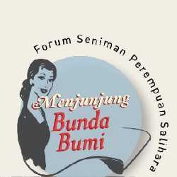 Seniman Perempuan Menjunjung Bunda Bumi