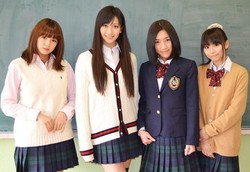 Anggota AKB48, Super Girls, Idolling dan Aell Main Film Horor Bersama
