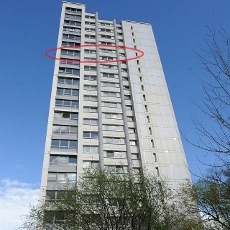 Hindari Polisi, Gadis Tewas Terjatuh dari Lantai 17