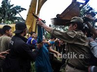 Eksekusi Tanah di Pulo Gadung Nyaris Bentrok
