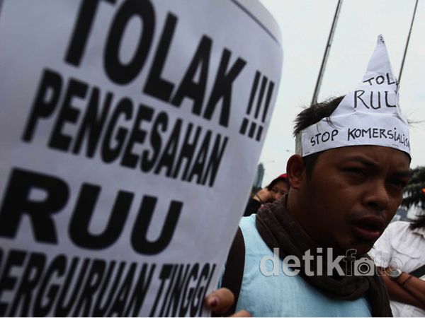 RUU Pendidikan Tinggi Menuai Protes