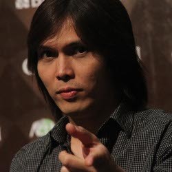 Nyaman Solo Karier, Once Kangen Punya Band