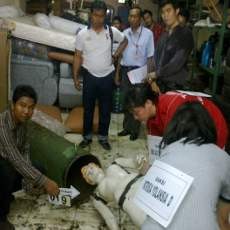 Pembunuhan Istri Simpanan Dalam Tabung Direkonstruksi