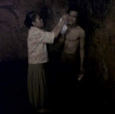 Wakil Walikota Rangkul Pria Dipasung di Bacip