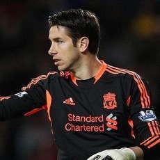 Hadapi Everton, Liverpool Krisis Kiper
