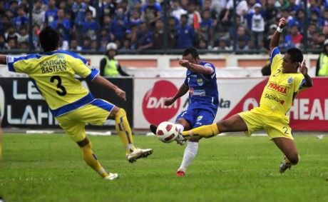 Atep Menangkan Persib