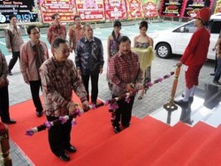 Toyota Resmikan Diler Terbesar di Jateng dan DIY