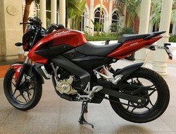 Bajaj Pulsar Sentuh Angka 5 Juta Unit