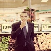 7 Aksi Obama dalam Sentuhan Instagram