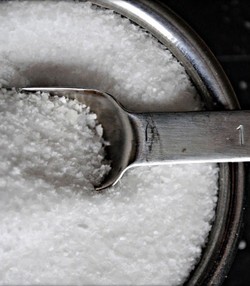 Garam Tak Hanya Bisa Bikin Asin Makanan