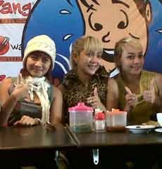 Trio Macan Goyang Polres Pelabuhan Tanjung Perak