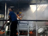 KM Prajapati Terbakar