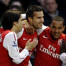Arsenal Mantapkan Posisi di Tiga Besar