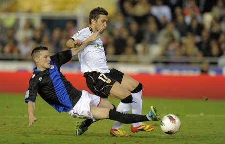Hantam Vallecano 4-1, Valencia ke Posisi Ketiga