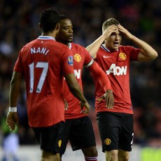 Sapu Bersih Poin di Kandang, Setan Merah!