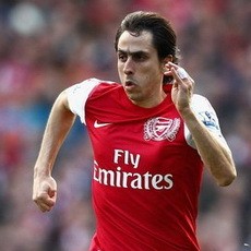 Fokus ke Arsenal, Benayoun Belum Pikirkan Masa Depan