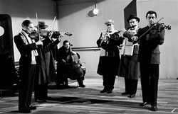 Mengenang Heroisme Grup Musik Klasik di Dek Kapal Titanic