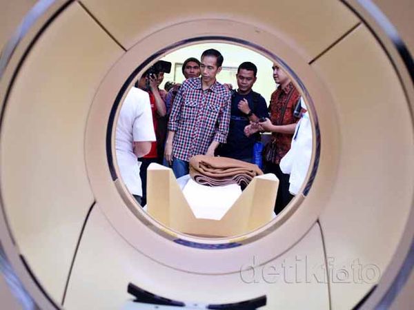 Jokowi-Ahok Tengok Rumah Sakit Mewah