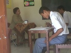 Waduh! Soal Listening UN Nyasar ke Sekolah Tuna Rungu