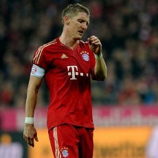 Schweinsteiger Minta Bayern Tampil All-Out